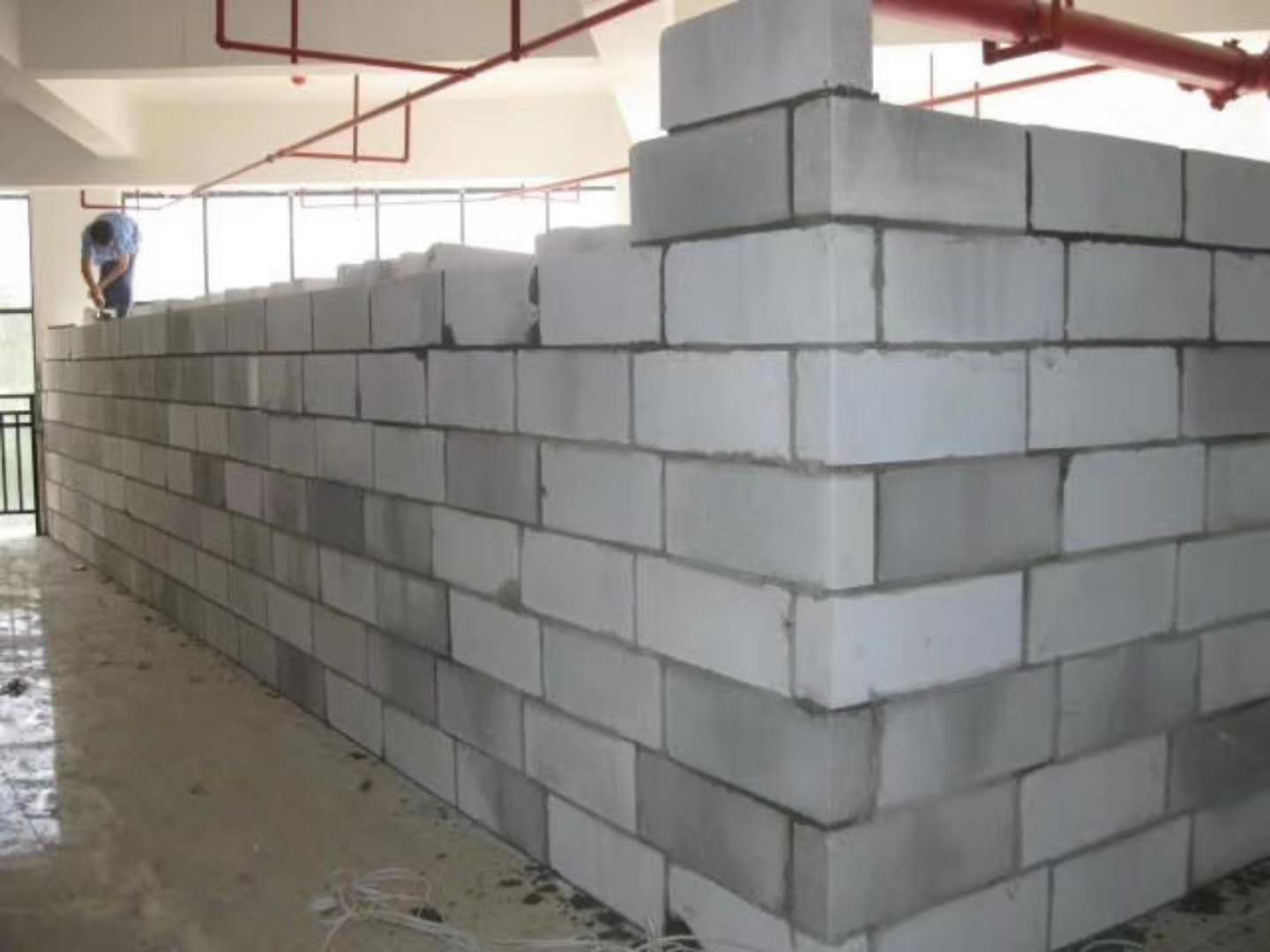 通榆蒸压加气混凝土砌块承重墙静力和抗震性能的研究